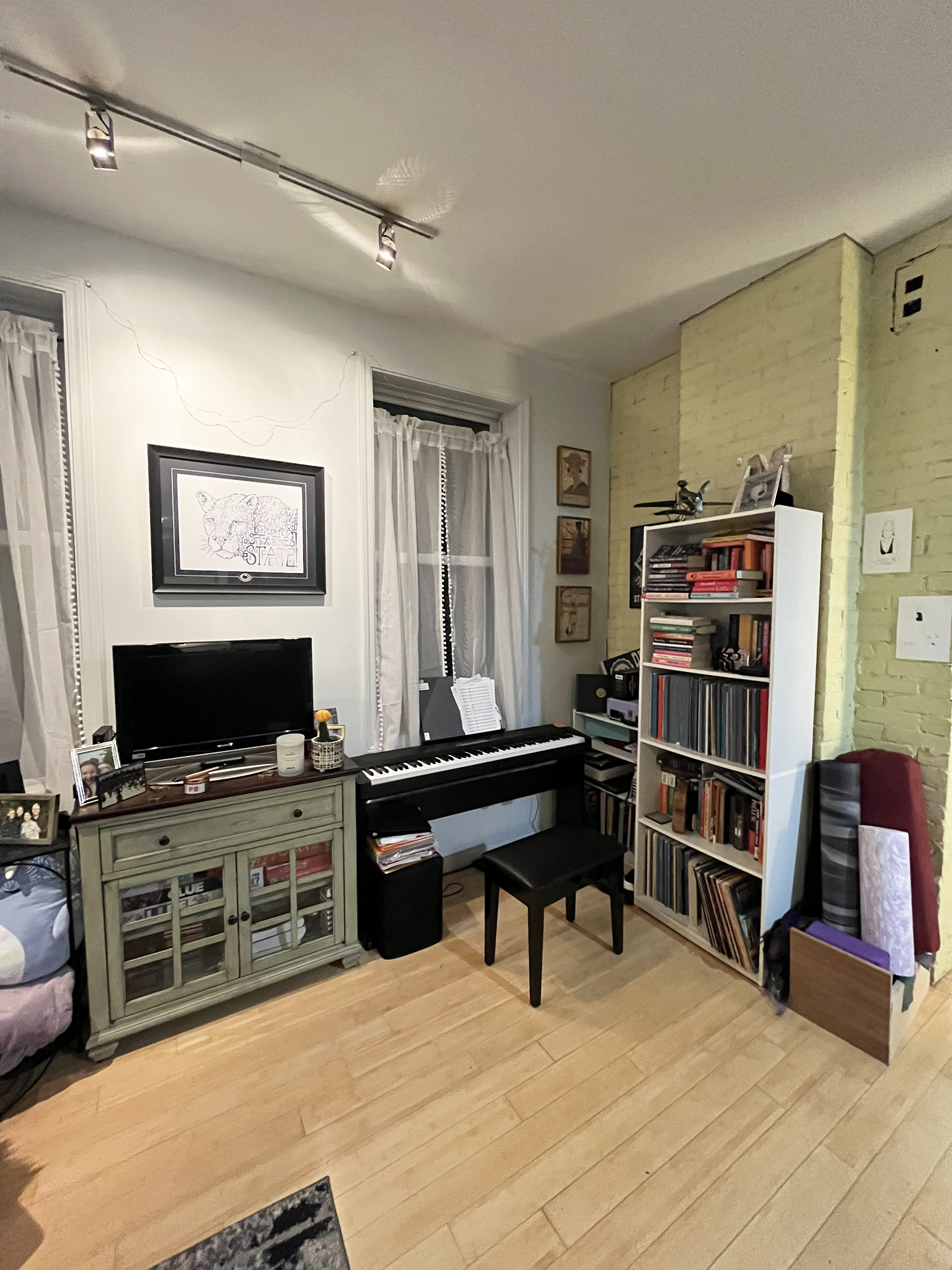 Property thumbnail image
